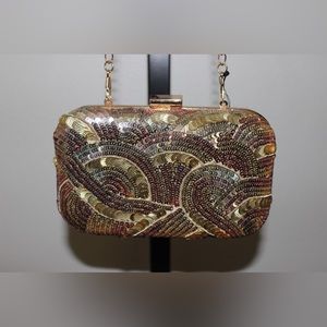 Lulu NYC Sequin Gold Clutch